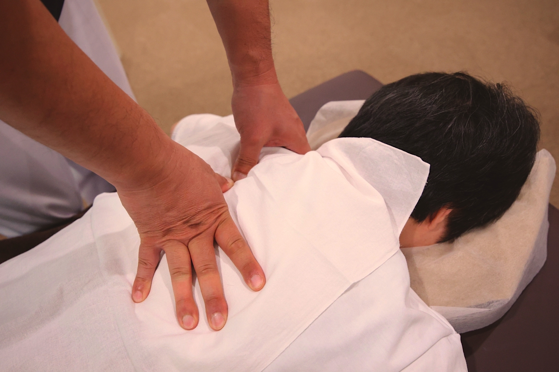 手技施術(マッサージ)